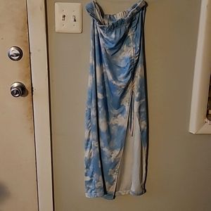 A blue and white sky skirt